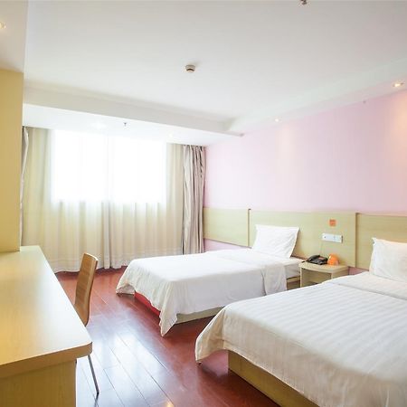 7Days Inn Qingdao Development Zone Jinshatan Pokoj fotografie