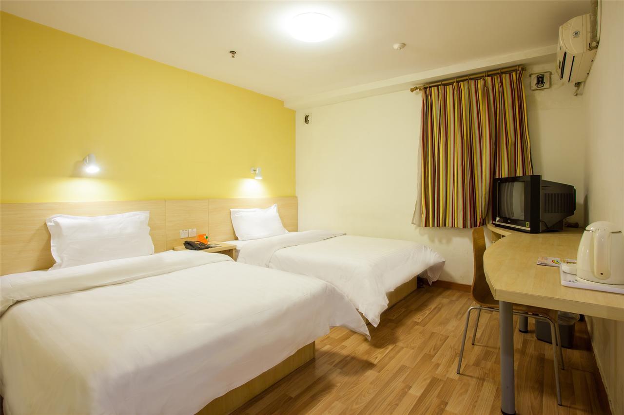 7Days Inn Qingdao Development Zone Jinshatan Pokoj fotografie